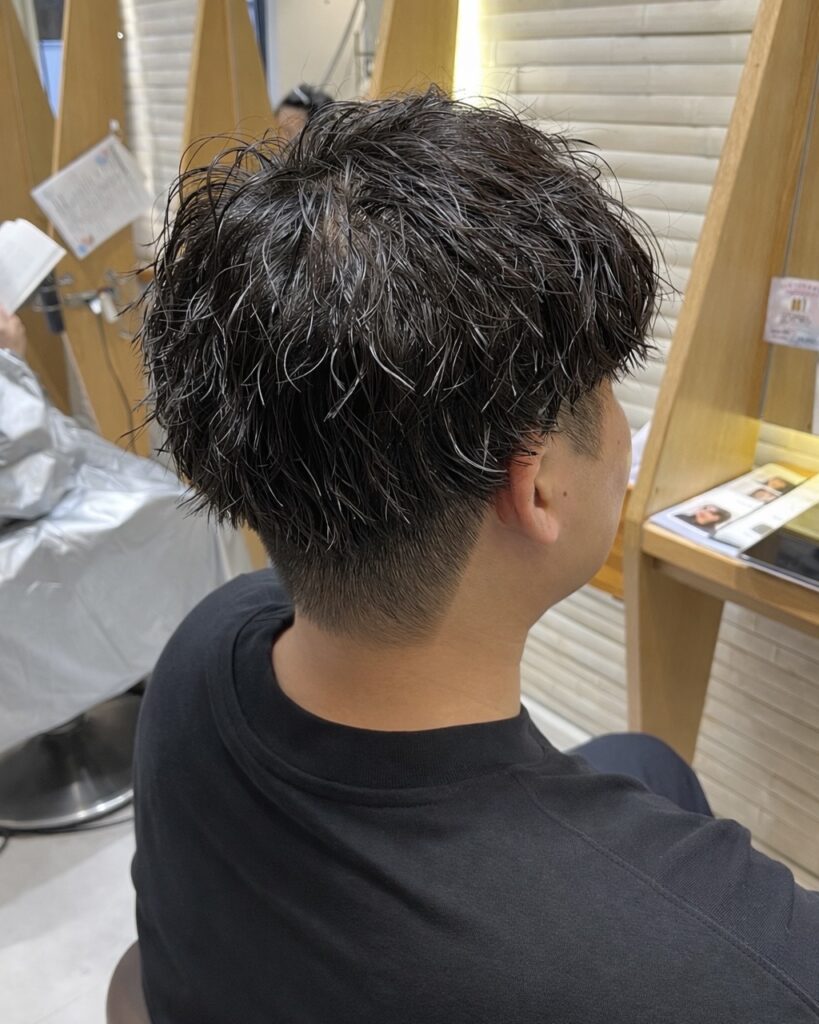 セットが簡単◎ツイストスパイラルパーマのメイン画像