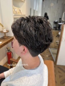 ナチュラルパーマでつくる大人の抜け感スタイル◎高橋美穂のメイン画像