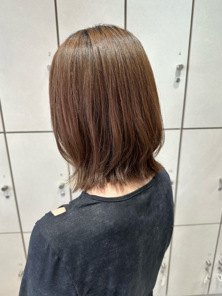 大人くびれレイヤーボブで自然な抜け感◎渡辺りんのメイン画像